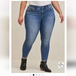 Torrid Bombshell Skinny Jeans